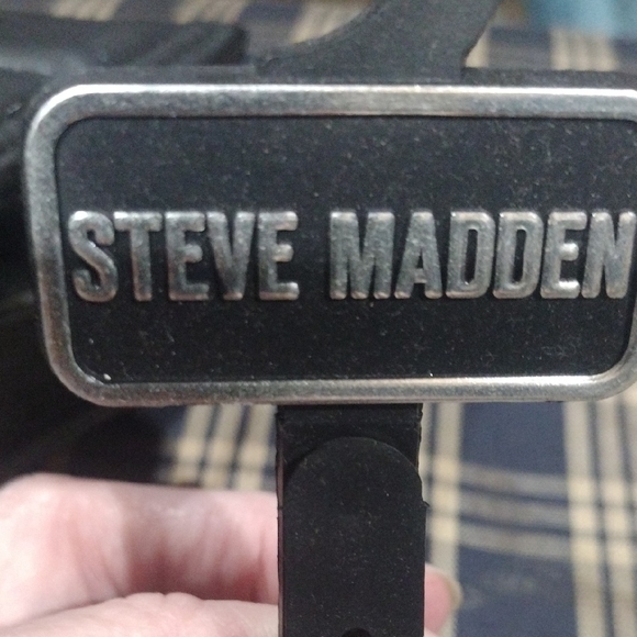 Steve Madden Black Quilted Mini Belt Bag - Picture 2 of 5